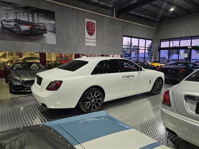 2022 ROLLS-ROYCE GHOST BLACK BADGE SEDAN - $659,888.00 - Photo 15