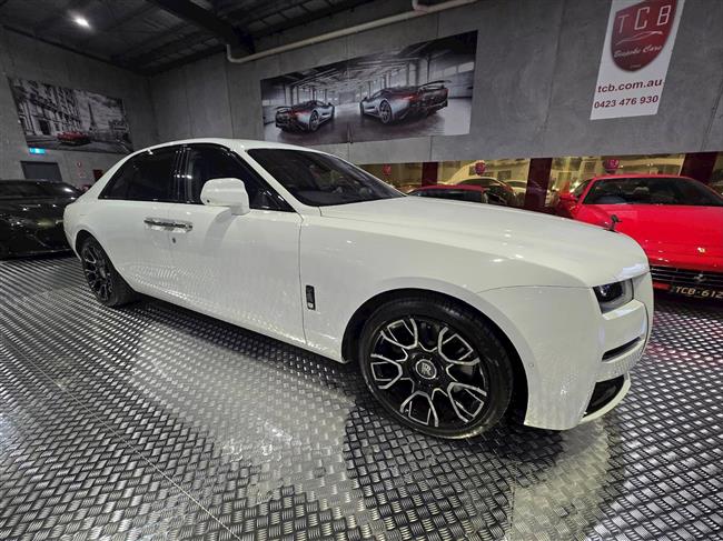 2022 ROLLS-ROYCE GHOST BLACK BADGE SEDAN - $659,888.00 - Photo 19