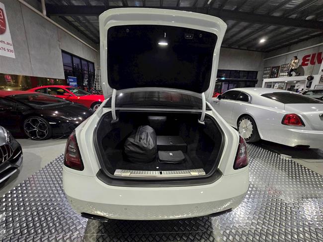 2022 ROLLS-ROYCE GHOST BLACK BADGE SEDAN - $659,888.00 - Photo 36