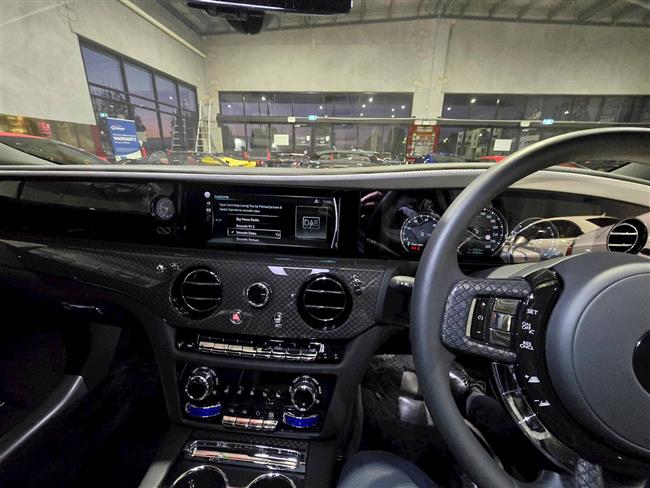 2022 ROLLS-ROYCE GHOST BLACK BADGE SEDAN - $659,888.00 - Photo 38