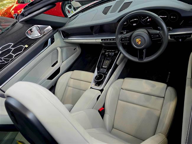 2021 PORSCHE 911 TARGA 4S TARGA - $339,888.00 - Photo 35