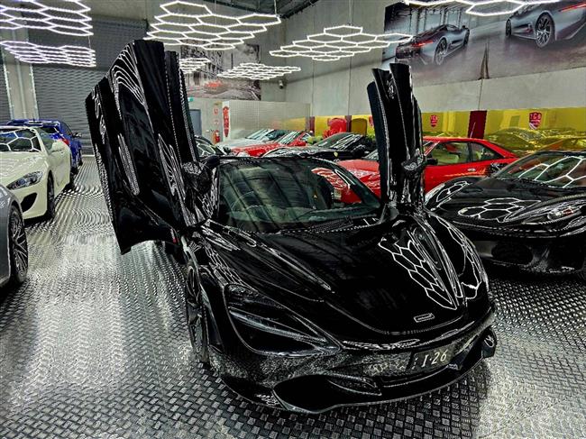 2024 MCLAREN 720S Convertible - $599,888.00 - Photo 1