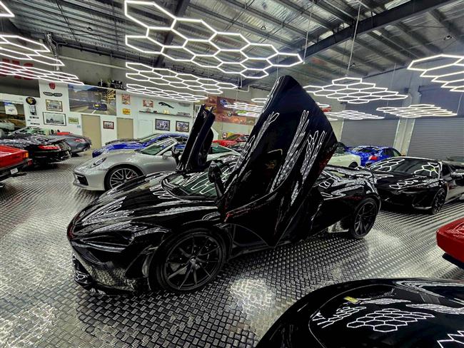 2024 MCLAREN 720S Convertible - $599,888.00 - Photo 9