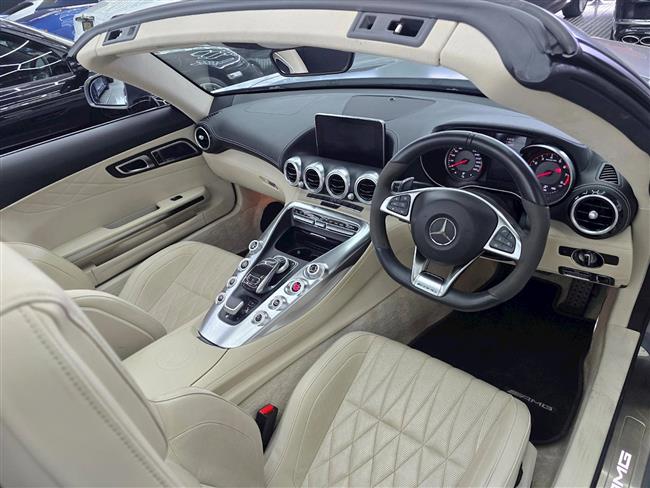 2018 MERCEDES-BENZ AMG GT C ROADSTER - $199,888.00 - Photo 21