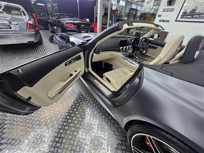 2018 MERCEDES-BENZ AMG GT C ROADSTER - $199,888.00 - Photo 28