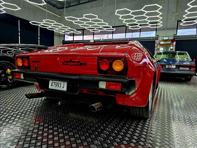 1985 LAMBORGHINI JALPA COUPE - $268,888.00 - Photo 9