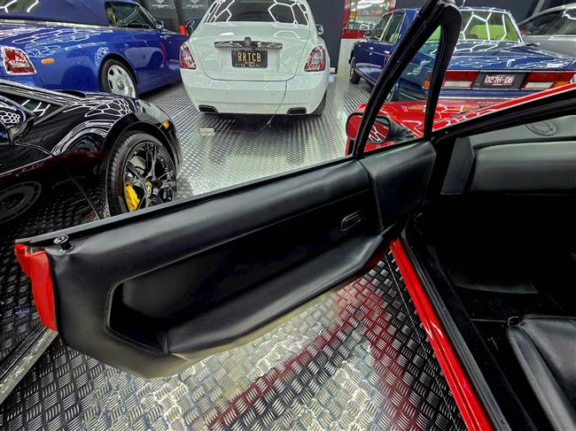 1985 LAMBORGHINI JALPA COUPE - $268,888.00 - Photo 23