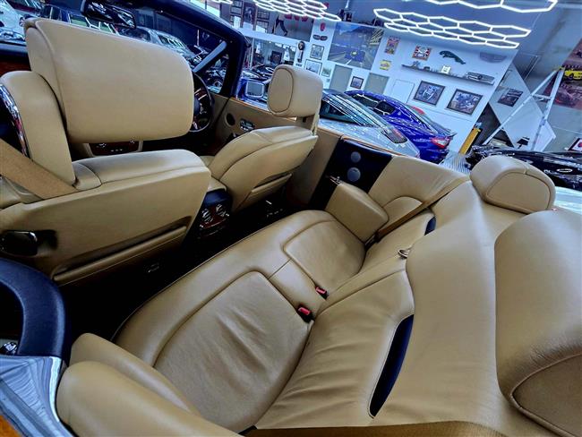 2008 ROLLS-ROYCE PHANTOM DROPHEAD CONVERTIBLE - $399,888.00 - Photo 18