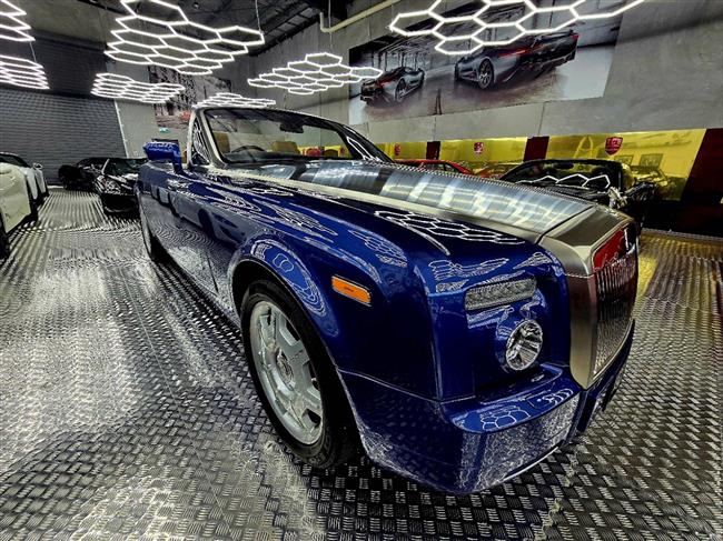2008 ROLLS-ROYCE PHANTOM DROPHEAD CONVERTIBLE - $399,888.00 - Photo 21