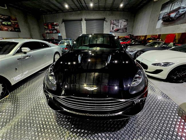 2022 ASTON MARTIN DBX WAGON - $278,888.00 - Photo 5