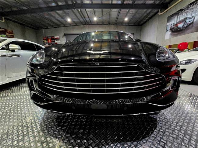 2022 ASTON MARTIN DBX WAGON - $278,888.00 - Photo 6