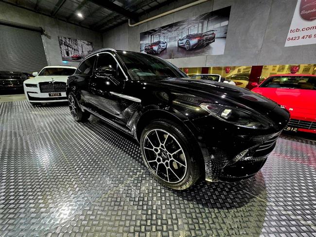 2022 ASTON MARTIN DBX WAGON - $278,888.00 - Photo 10