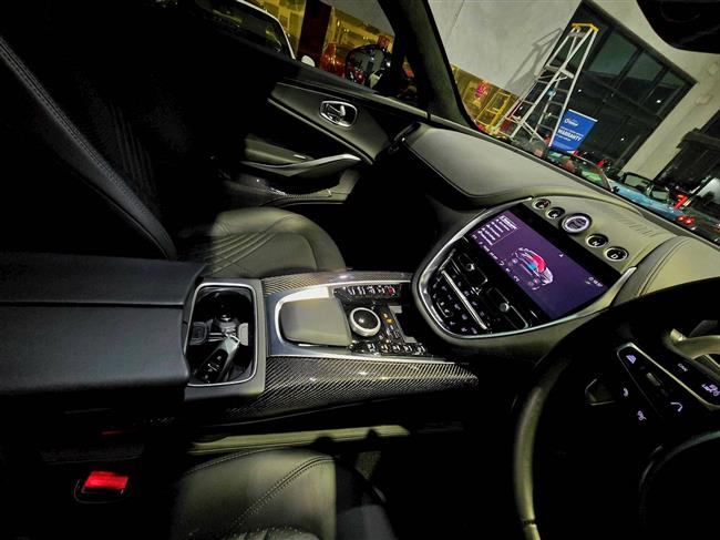 2022 ASTON MARTIN DBX WAGON - $278,888.00 - Photo 31