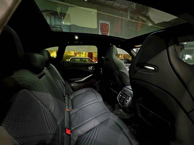 2022 ASTON MARTIN DBX WAGON - $278,888.00 - Photo 35