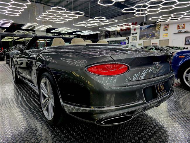 2019 BENTLEY CONTINENTAL GT CONVERTIBLE - $329,888.00 - Photo 13