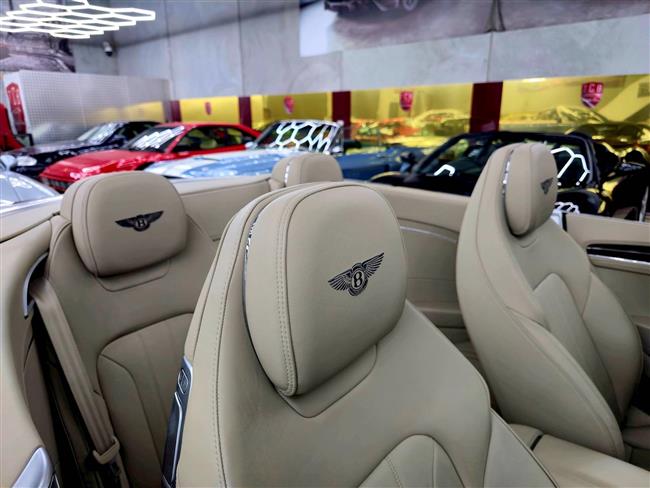 2019 BENTLEY CONTINENTAL GT CONVERTIBLE - $329,888.00 - Photo 18