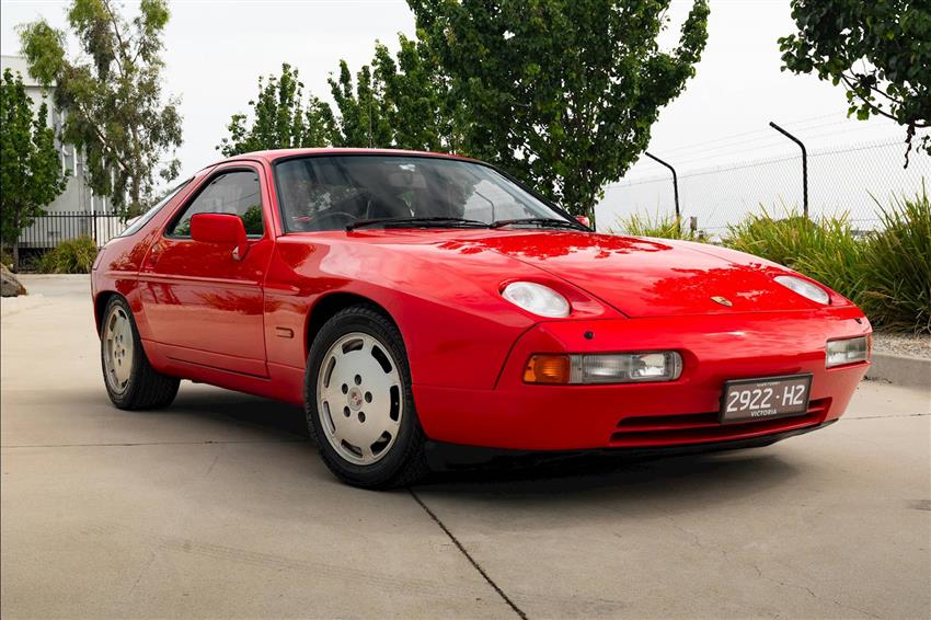 1988 PORSCHE 928 S4 COUPE