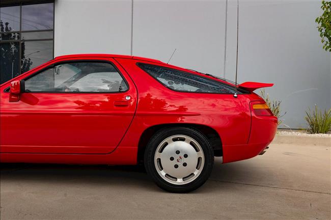 1988 PORSCHE 928 S4 COUPE - $99,888.00 - Photo 8
