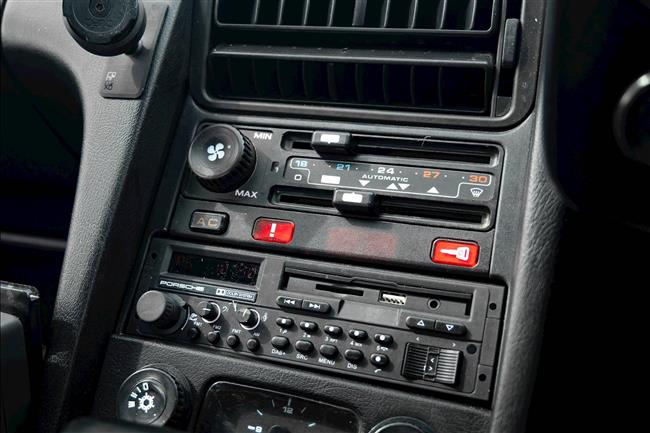 1988 PORSCHE 928 S4 COUPE - $99,888.00 - Photo 28