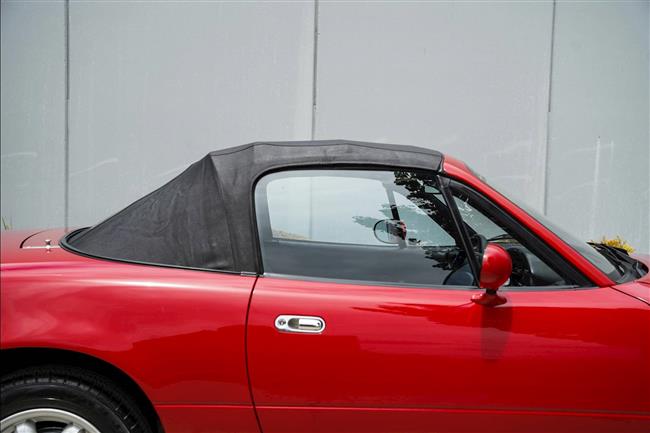 1990 MAZDA MX5 CONVERTIBLE - $49,888.00 - Photo 12
