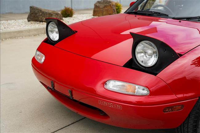 1990 MAZDA MX5 CONVERTIBLE - $49,888.00 - Photo 19