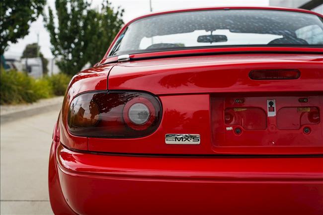 1990 MAZDA MX5 CONVERTIBLE - $49,888.00 - Photo 25