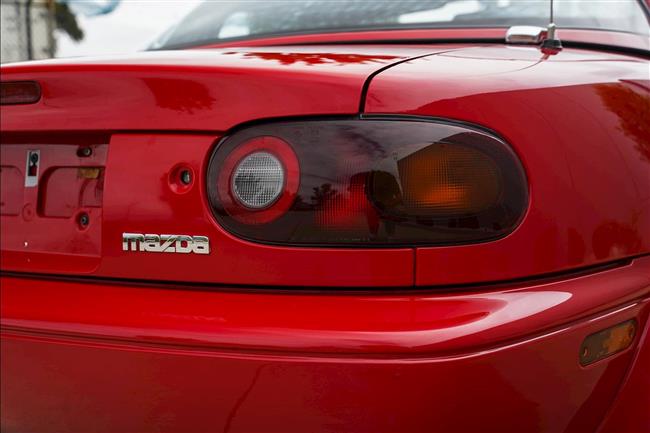 1990 MAZDA MX5 CONVERTIBLE - $49,888.00 - Photo 28