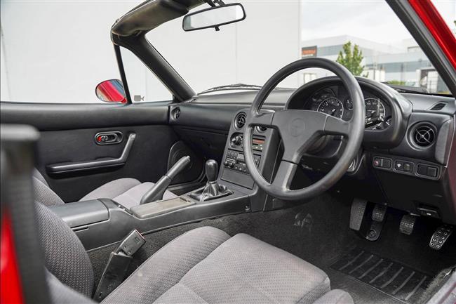 1990 MAZDA MX5 CONVERTIBLE - $49,888.00 - Photo 38