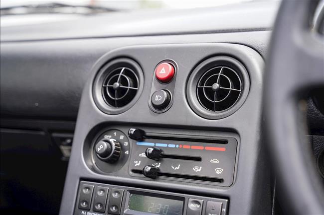 1990 MAZDA MX5 CONVERTIBLE - $49,888.00 - Photo 52