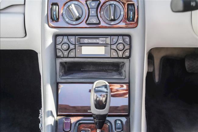 2000 MERCEDES-BENZ CLK-CLASS CLK320 ELEGANCE CABRIOLET - $24,888.00 - Photo 39