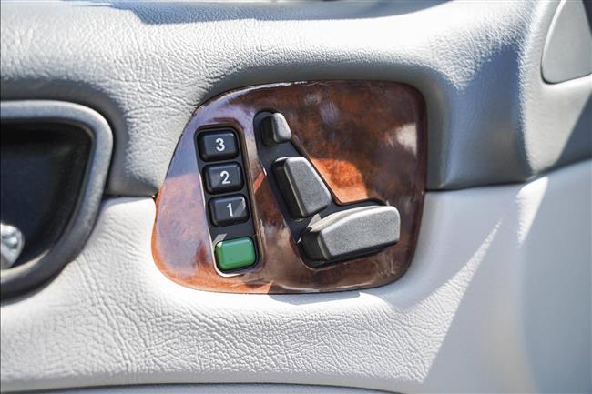 2000 MERCEDES-BENZ CLK-CLASS CLK320 ELEGANCE CABRIOLET - $24,888.00 - Photo 55