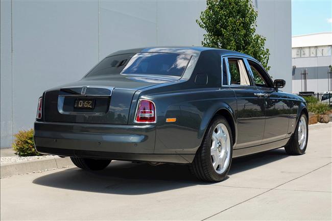 2005 ROLLS-ROYCE PHANTOM SEDAN - $269,888.00 - Photo 10