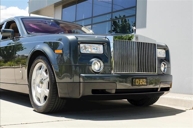 2005 ROLLS-ROYCE PHANTOM SEDAN - $269,888.00 - Photo 12