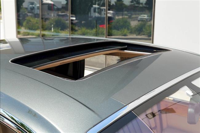 2005 ROLLS-ROYCE PHANTOM SEDAN - $269,888.00 - Photo 21