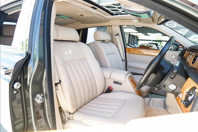 2005 ROLLS-ROYCE PHANTOM SEDAN - $269,888.00 - Photo 26