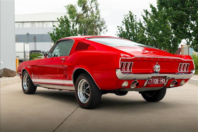 1967 FORD MUSTANG FASTBACK - $129,888.00 - Photo 4